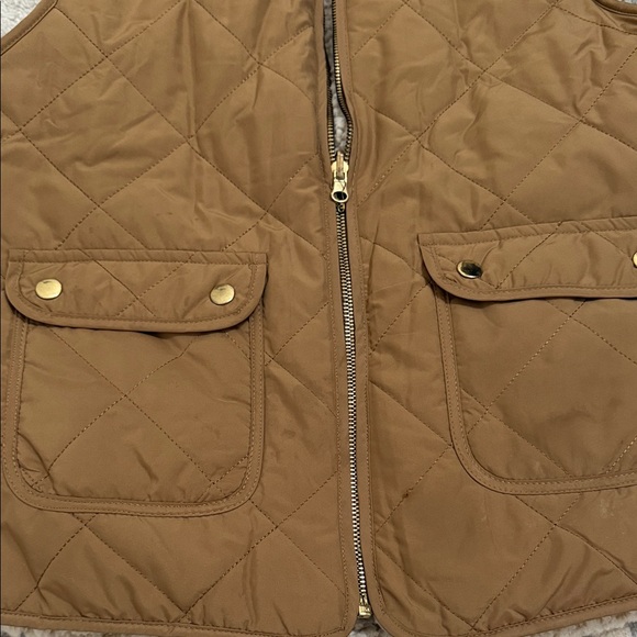 Quilted Sherpa-Lined Vest in Brown - Picture 2 of 3